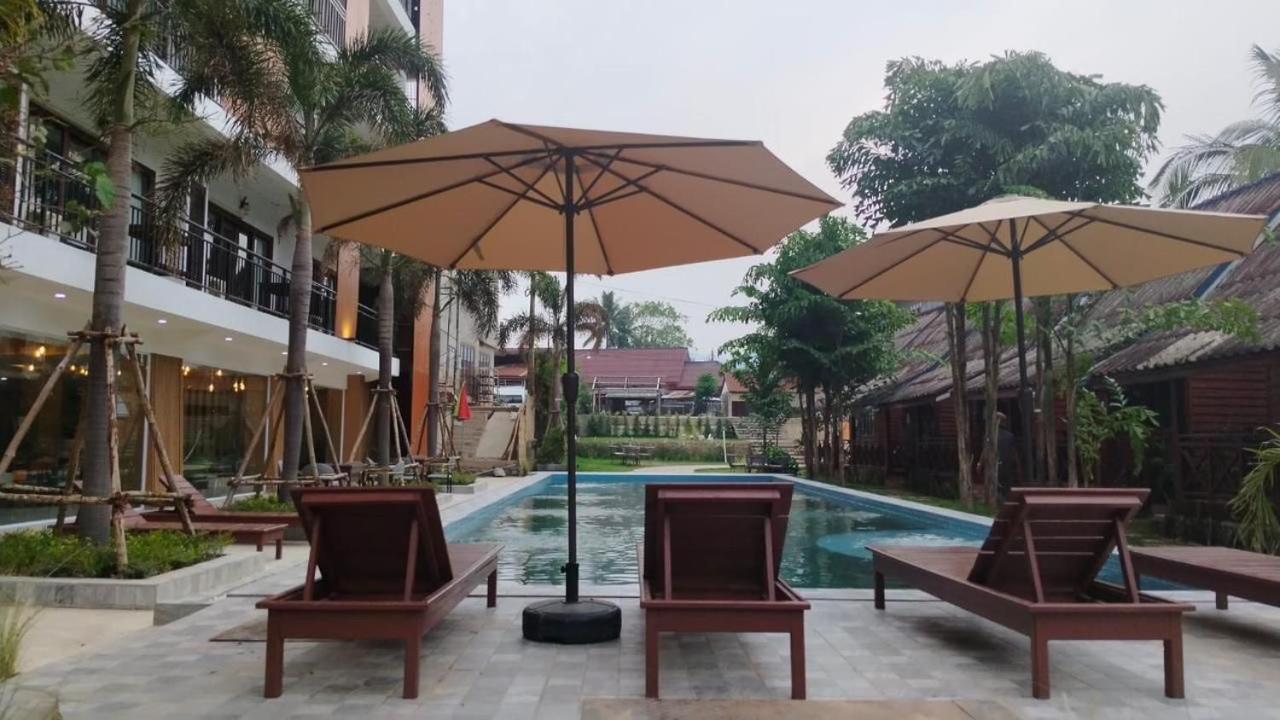 Vang Vieng Bungalows Экстерьер фото